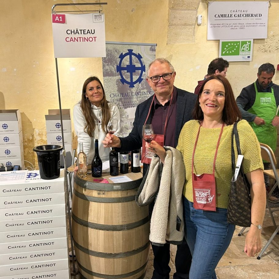 Meeting Bordeaux wine producers Meeting Bordeaux wine producers at a wine event